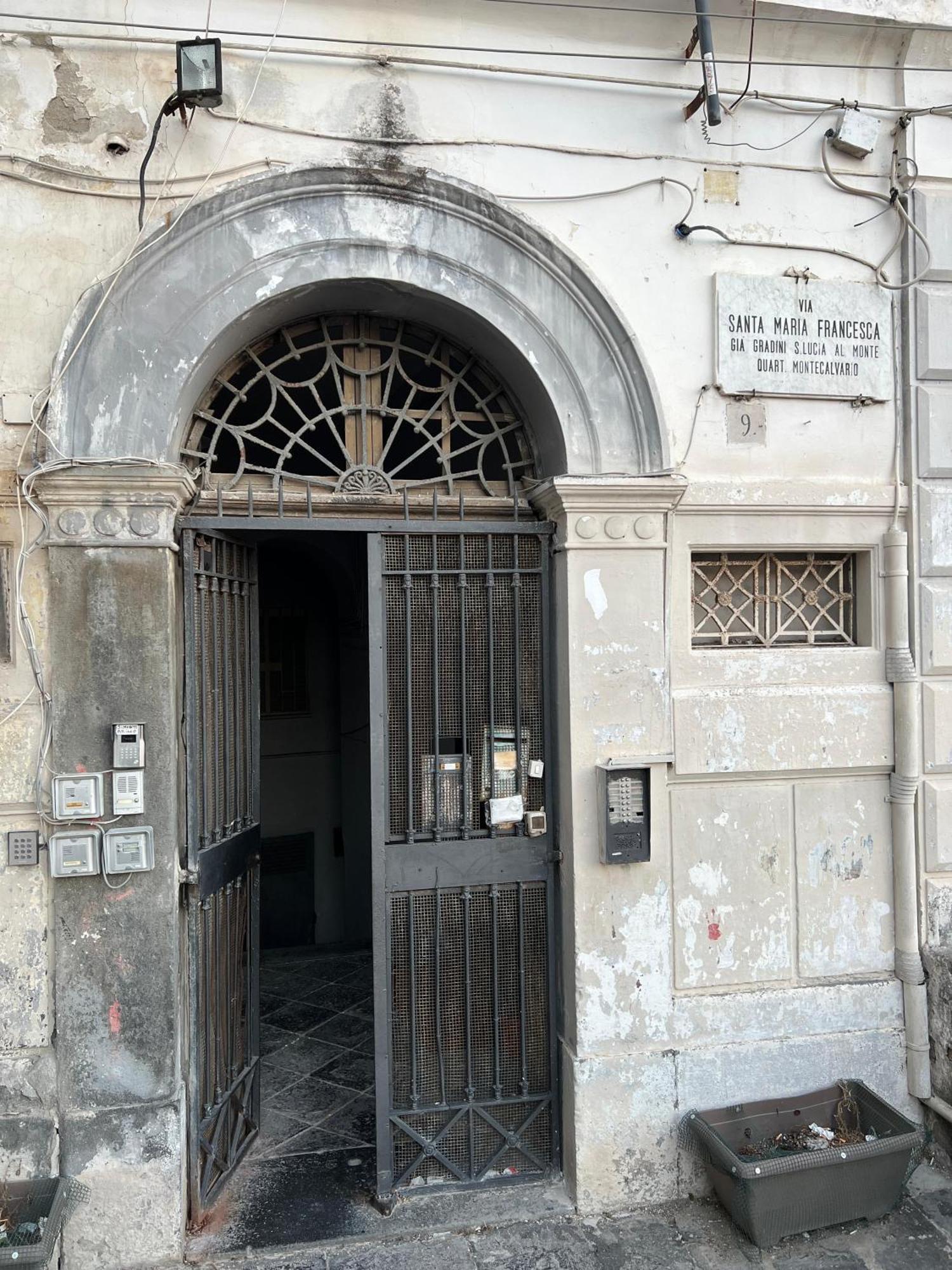 Affittacamere La Casa Della Nonna - Quartierispagnoli Napoli